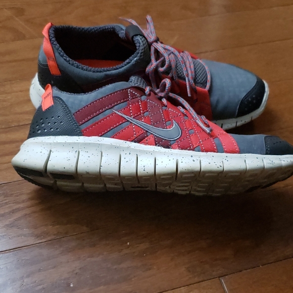 cheap nike free powerlines